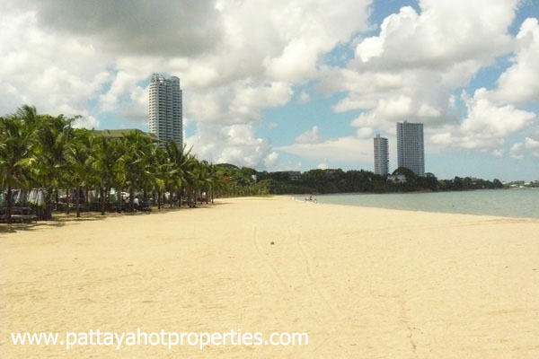หาดบ้านอำเภอ