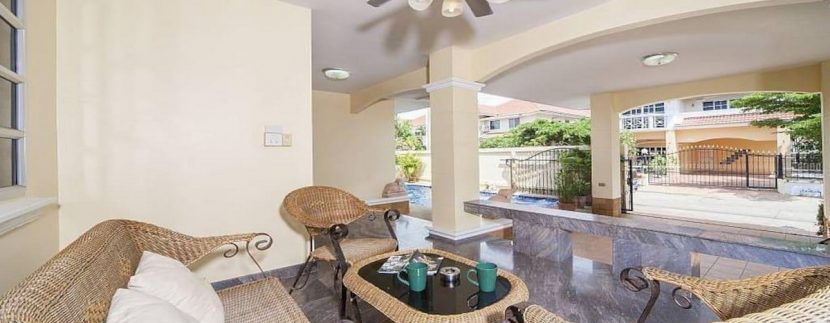 บ้านพักพูลวิลล่าวิวพอยท์จอมเทียน10