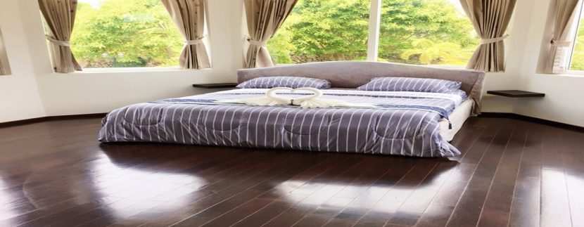 บ้านเช่ามีสระว่ายน้ำใกล้พัทยา