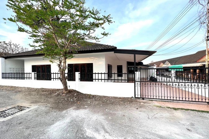 Cheap house for sale in Pattaya