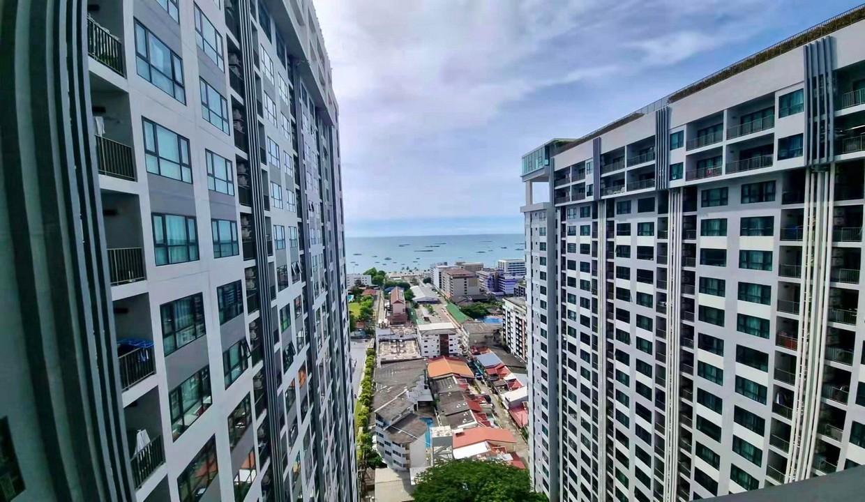 The Base 2brs central Pattaya for Sale