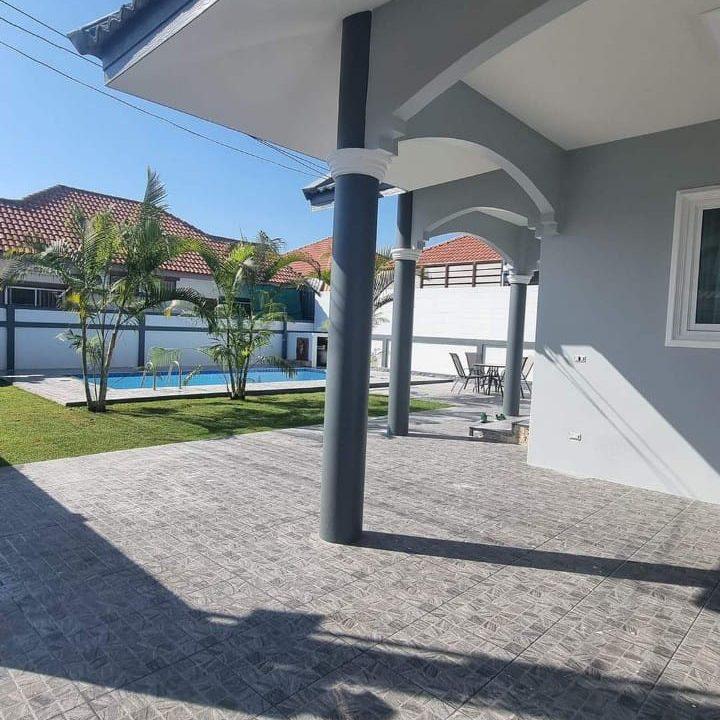 ขายบ้านพูลวิลล่าพัทยาราคาถูก1