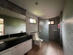 Pattaya House with Private swimming pool for rent 4bedroom 3bathroom