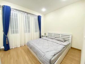 ขายบ้านทาวน์โฮมสไตล์อังกฤษในหมู่บ้านโกลเด้นทาวน์พัทยาใต้ 4ห้องนอน 2ห้องน้ำ
