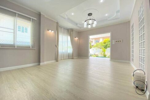 pool villa pattaya for sale18