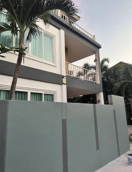 Pool Villa on Pratumnak Hills for Sale2