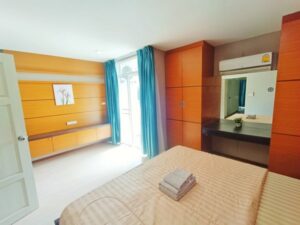 บ้านโมเดิร์นทาวน์โฮมพัทยา5ห้องนอน4ห้องน้ำใกลัทะเลพัทยาจอมเทียน