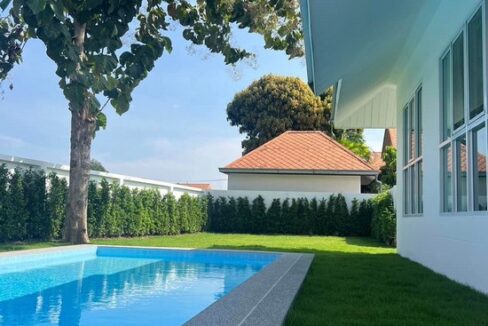 Pool Villa Soi Chaiyapruek Pattaya for Sale