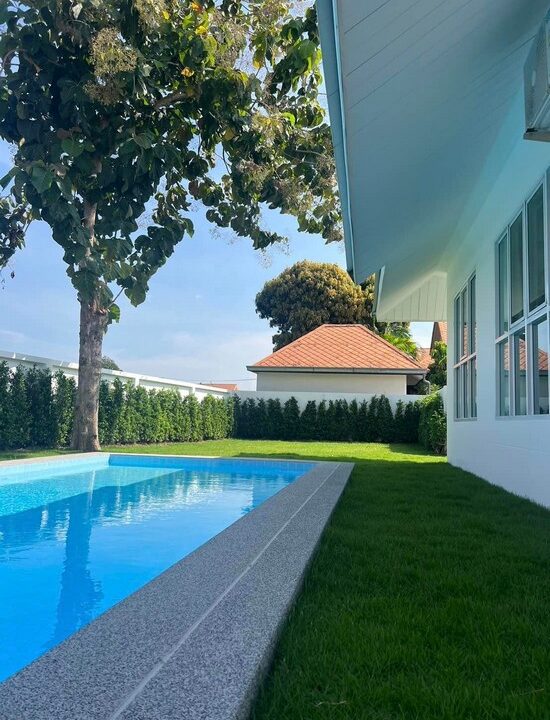 Pool Villa Soi Chaiyapruek Pattaya for Sale