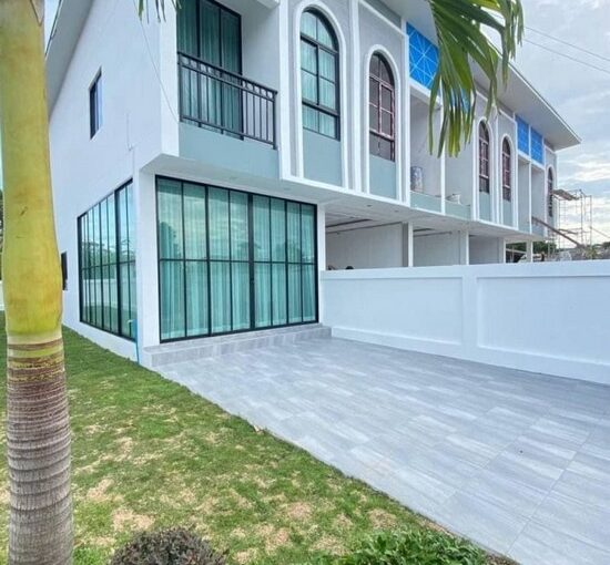 Newly Built Pattaya Townhome for Sale 2bedrooms 3bathrooms