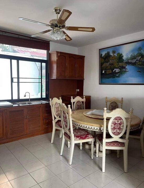 townhouse for sale on pratumnak hills pattaya3