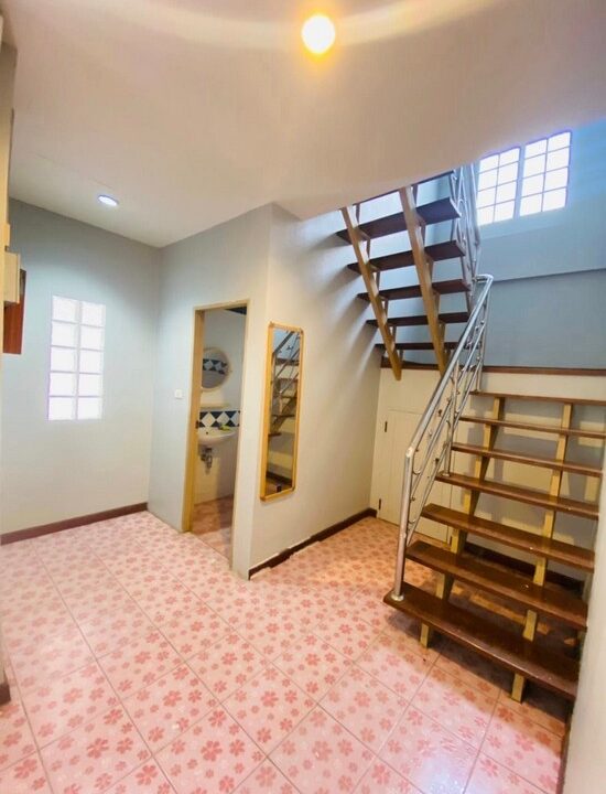 ขายบ้านพัทยาทำเลดี18