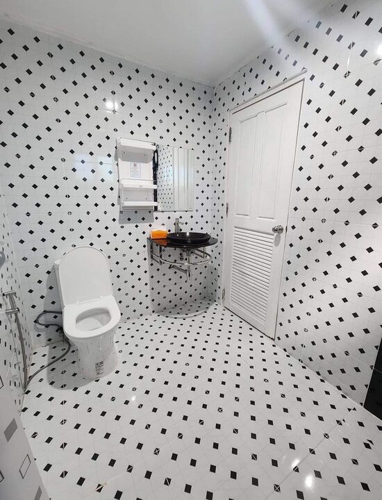 ขายบ้านพัทยาฝั่งทะเลจอมเทียน ห่างทะเลเพียง400เมตร12