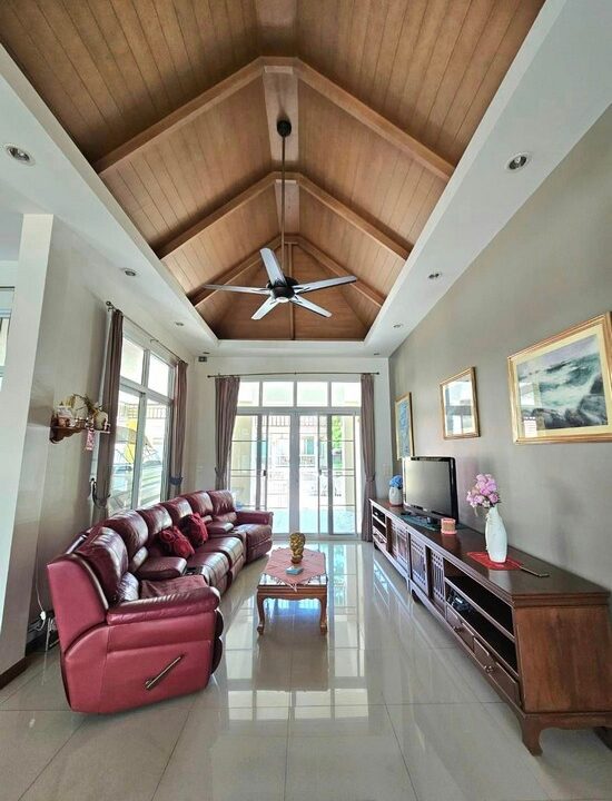 บ้านติดทะเลบางเสร่พัทยา6