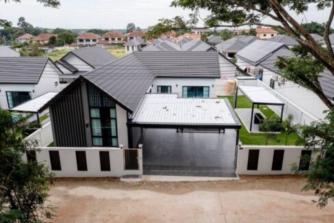 บ้านพูลวิลล่าสไตล์นอร์ดิกพัทยา