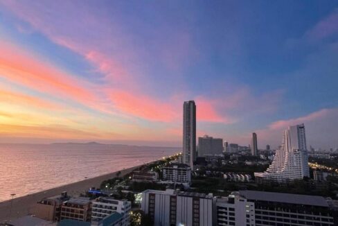 Aeras Beachfront Jomtien Condominium for Sale