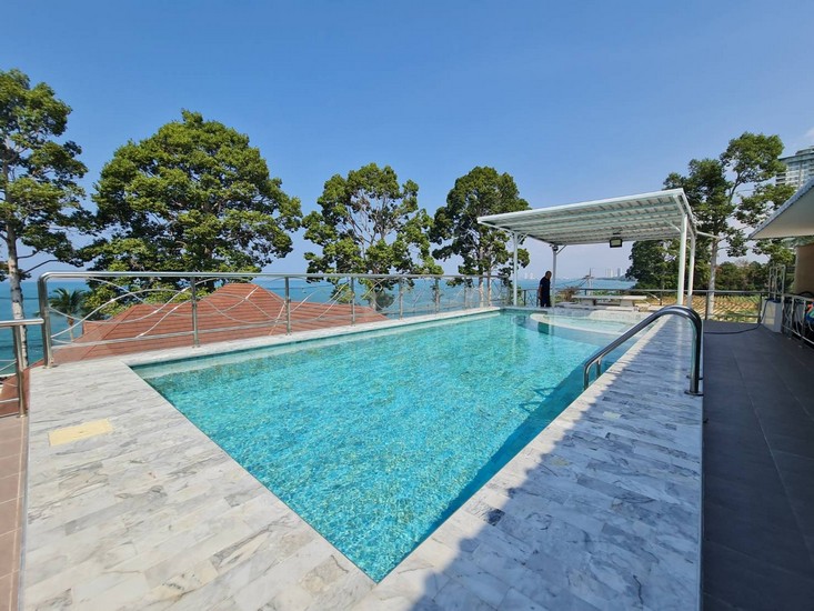 Beachfront Pool Villa for Sale Pattaya2