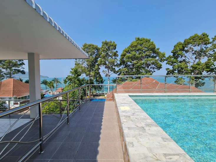 Beachfront Pool Villa for Sale Pattaya3