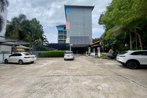 Pattaya Apartment near Wongamat Beach for Sale18