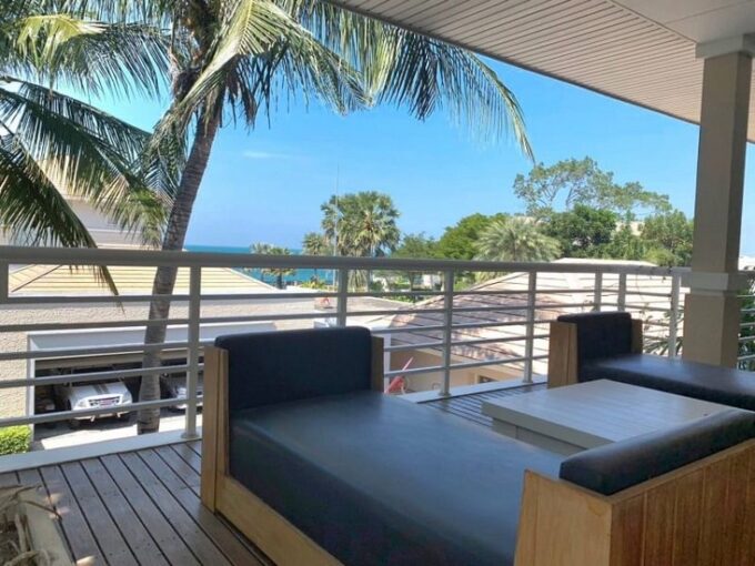 ขายบ้านพูลวิลล่าหรู พัทยา โครงการติดทะเล ห่างทะเล 50เมตร ติดชายหาดหน้าโครงการเหมือนมีชายหาดส่วนตัว