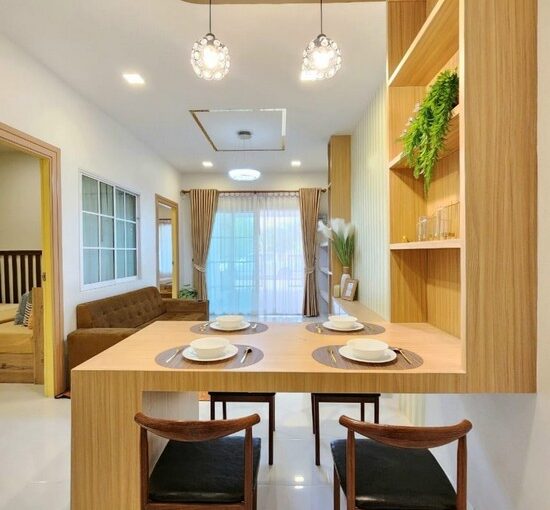 ขายบ้านทาวน์เฮาส์พ้ทยาราคาถูก ใกล้เลียบทางรถไฟโรงโป๊ะตะเคียนเตี้ย