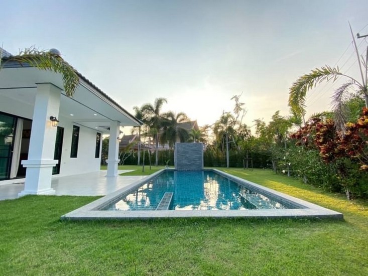 Pattaya Pool Villa for Sale1