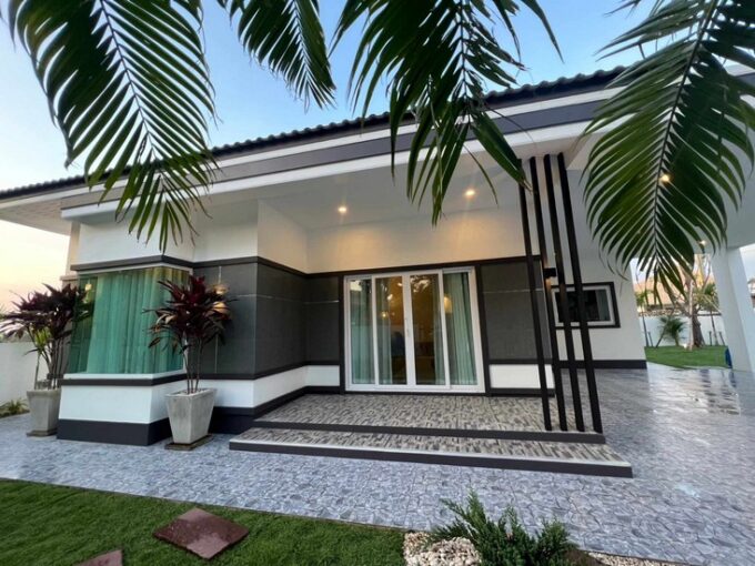 Newly Constructed House in Pattaya for Sale 3bedrooms 2bathrooms