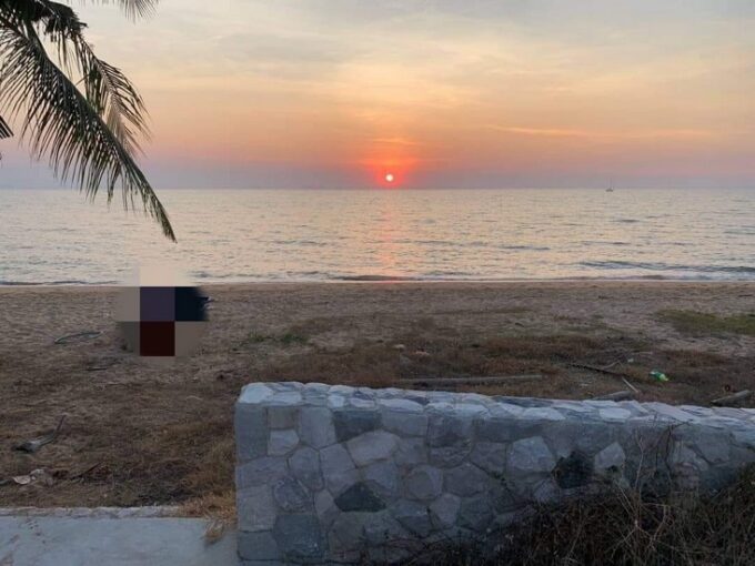 ที่ดินติดทะเลพัทยา ที่่ดินติดชายหาดพัทยา นาจอมเทียน | บ้านพัทยา คอนโดพัทยา ที่ดินพัทยา ขาย-ให้เช่า อสังหาริมทรัพย์ในพัทยา - Pattaya Houses, Pool Villas and Condos for sale and for rent ที่ดินติดทะเลพัทยา ที่ิดินติดชายหาดพัทยา นาจอมเทียน