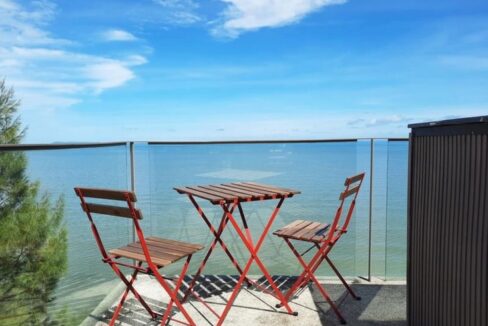 Beachfront House for Sale in Pattaya2