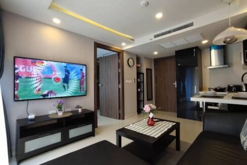 Grand Avenue Condominium Pattaya for Sale