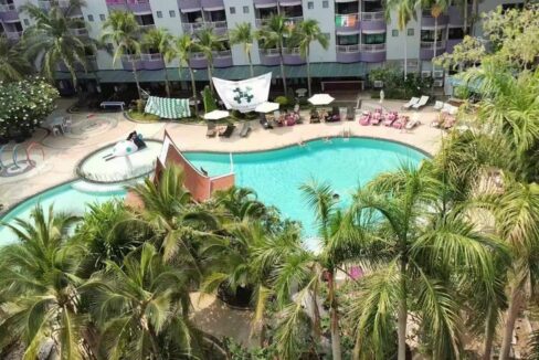 Grand Avenue Residence Condo in Central Pattaya for Sale1