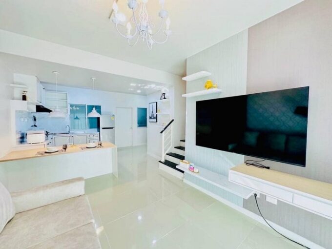 Modern Style Townhome in Pattaya for Sale