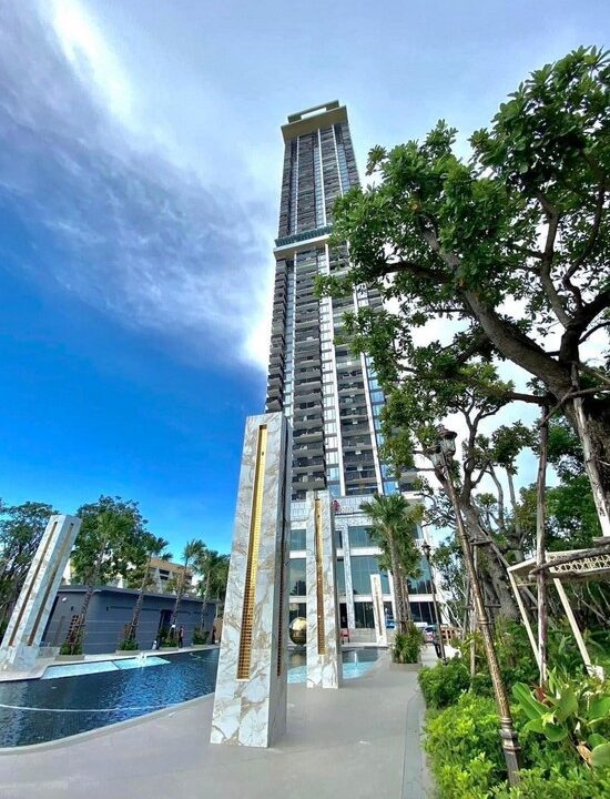 Copa Cabana Condo for Sale
