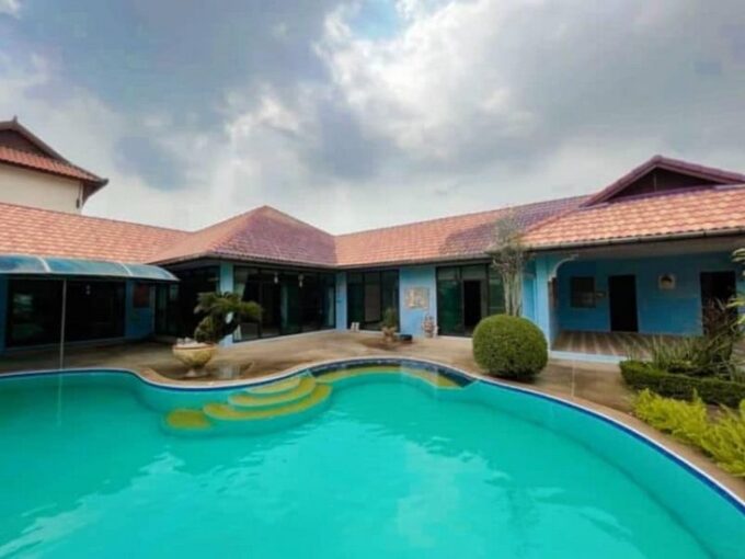 Affordable Pool Villa on a Big Plot of Land for Sale in Pattaya