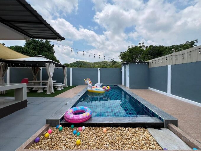 Pool Villa in Sattahip for Sale 3bedroom 2bathroom close to highway332