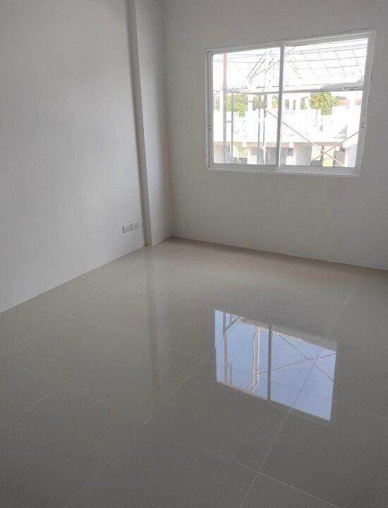 Townhouse in the center of Pattaya City for Sale6