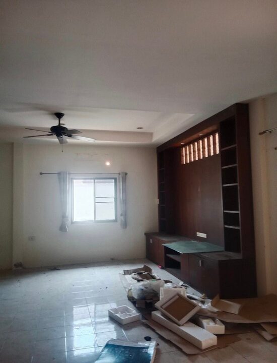 บ้านติดถนนสุขุมวิทบางเสร่18