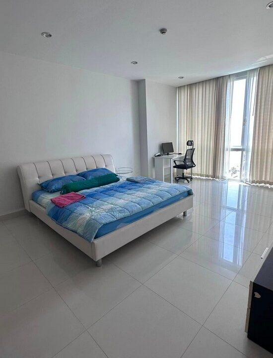 2bedrooms beachfront condominium for sale in Jomtien pattaya10