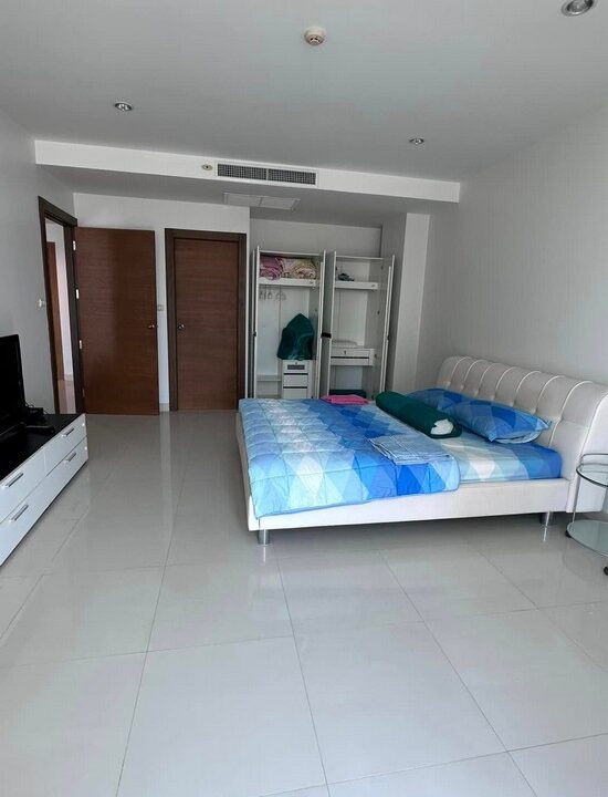 2bedrooms beachfront condominium for sale in Jomtien pattaya16