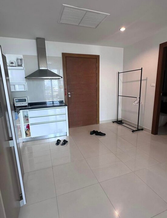 2bedrooms beachfront condominium for sale in Jomtien pattaya2