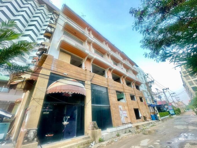 Hotel near Jomtien Beach Pattaya for Sale