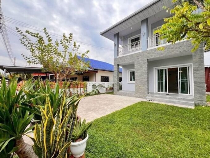 2 Storey Detached House for Sale in Pattaya 4bedrooms 2bathrooms