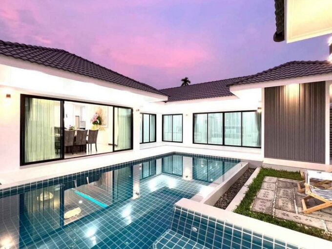 Luxurious Pool Villa for Sale in Pattaya at affordable price, 3bedrooms and 4bathrooms villa comes fully furnished