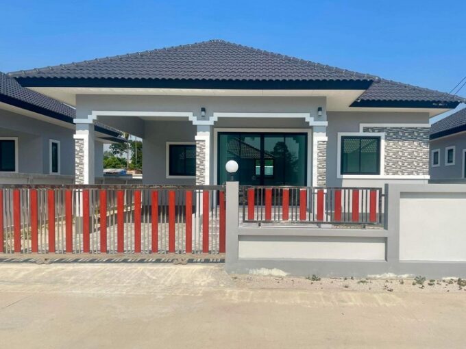 ขายบ้านใกล้โรงเรียนนานาชาติรีเจนท์พัทยา บ้านสร้างใหม่ 3ห้องนอน 2ห้องน้ำ