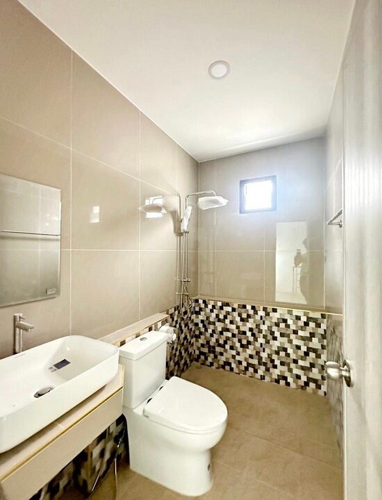 บ้าน 4ห้องนอน พัทยาราคาถูก26