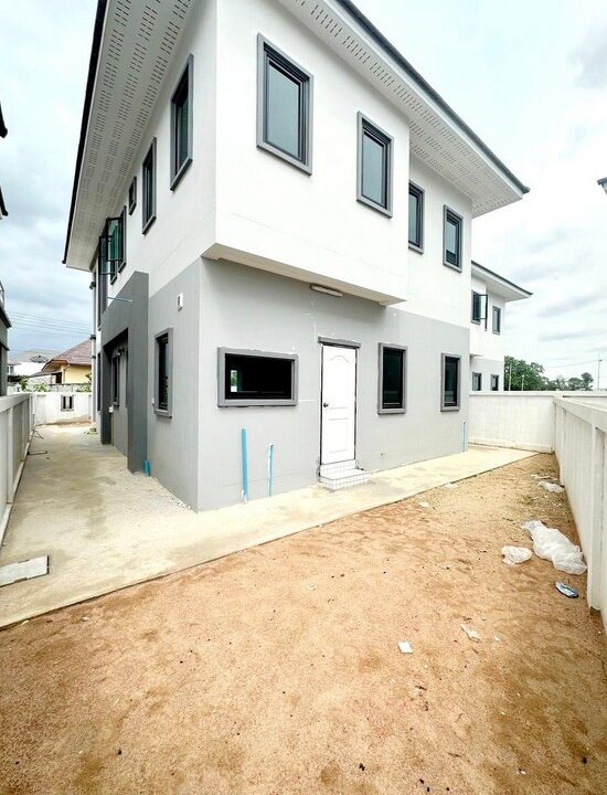 บ้าน 4ห้องนอน พัทยาราคาถูก30