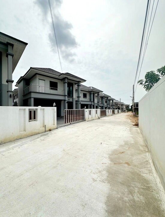 บ้าน 4ห้องนอน พัทยาราคาถูก35