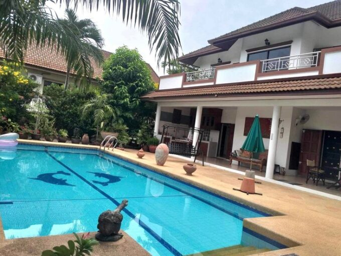 บ้านพูลวิลล่าบางเสร่พัทยา | บ้านพัทยา คอนโดพัทยา ที่ดินพัทยา ขาย-ให้เช่า อสังหาริมทรัพย์ในพัทยา - Pattaya Houses, Pool Villas and Condos for sale and for rent บ้านพูลวิลล่าบางเสร่พัทยา 255 ตารางวา 4ห้องนอน 4ห้องน้ำ