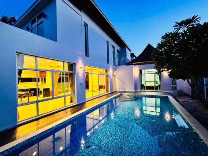 Modern Style Pool Villa for Sale in Pattaya | บ้านพัทยา คอนโดพัทยา ที่ดินพัทยา ขาย-ให้เช่า อสังหาริมทรัพย์ในพัทยา - Pattaya Houses, Pool Villas and Condos for sale and for rent Modern Style Pool Villa for Sale in Pattaya