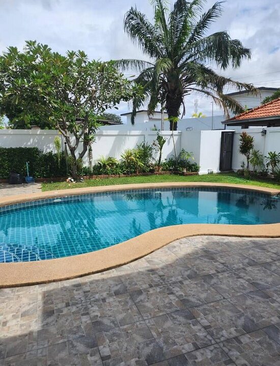 affordable pattaya pool villa close to regent international school for sale1